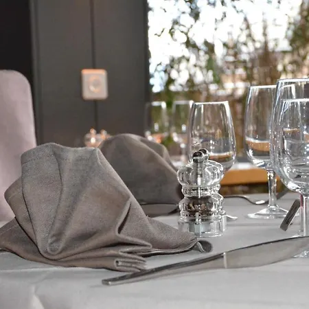 Mont Fort Boutique Hotel